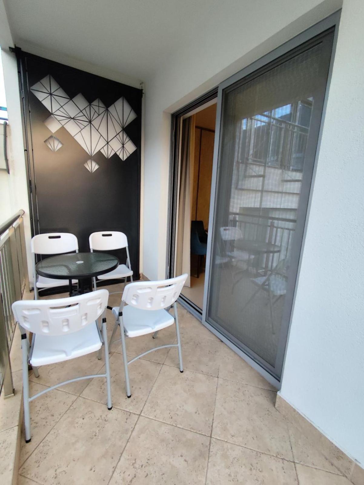 Urban Apartments Сутоморе Екстер'єр фото